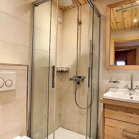 Tayannes 325b Cozy 3 Bedrooms With Mezzanine * Verbier
